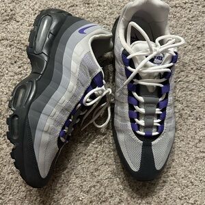Nike Air Max 95 No Sew 511306-051 Anthracite/Pure Purple-Cool Grey-Wolf size 9.5